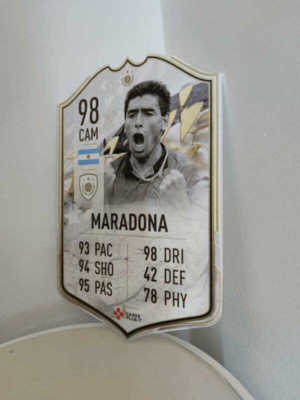 FIFA FUT 22: Diego Armando Maradona 98 icon card