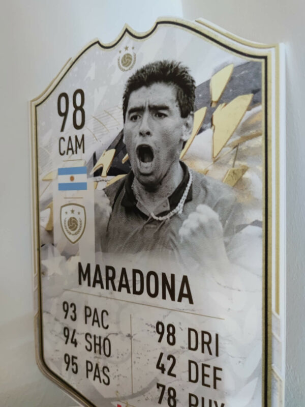 FIFA 22: Diego Maradona 98 FUT card