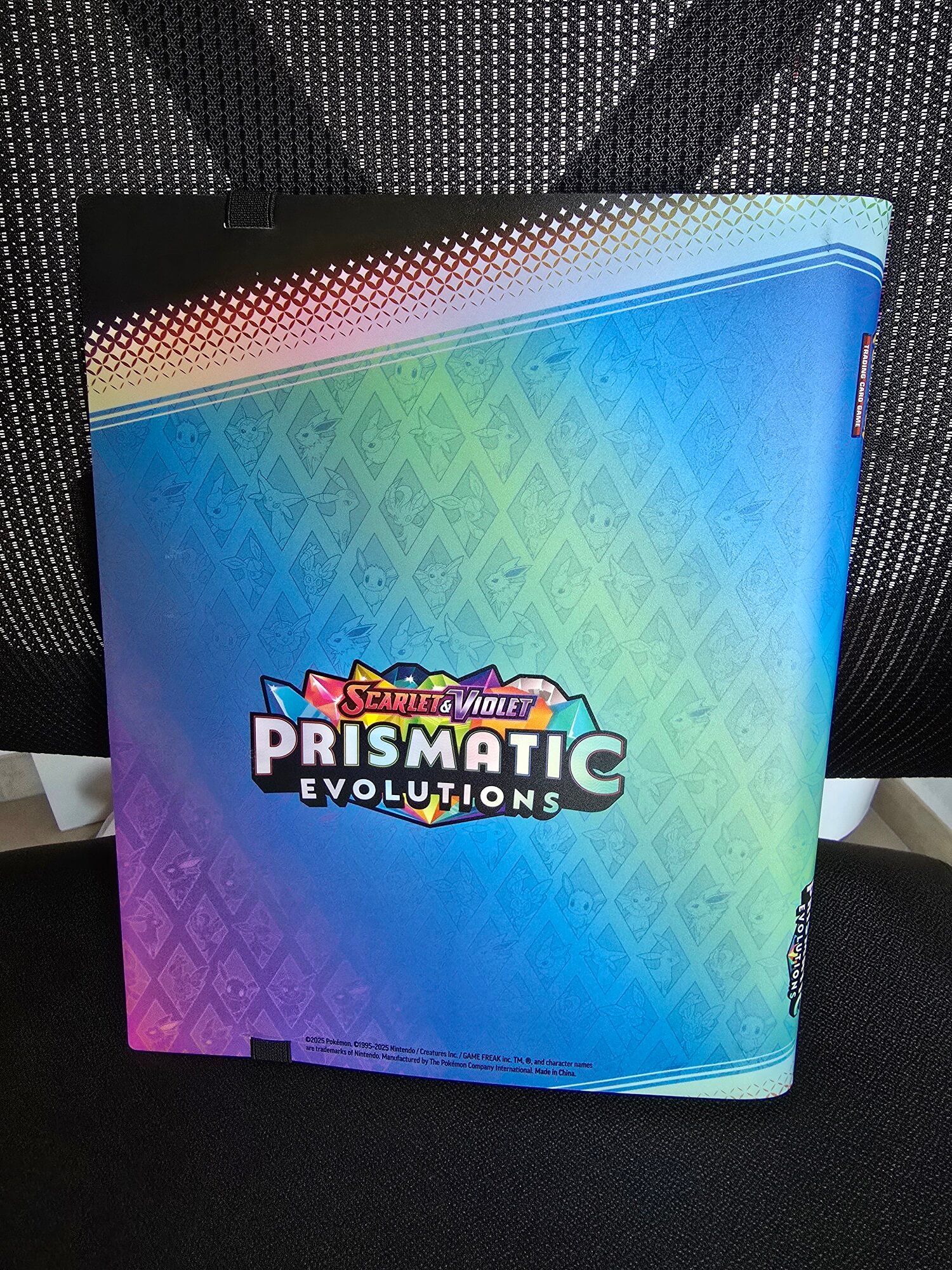 Album portacarte Pokémon Evoluzioni Prismatiche da 378 tasche