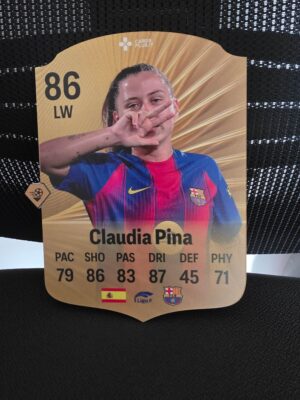 Claudia Pina FC 26 card