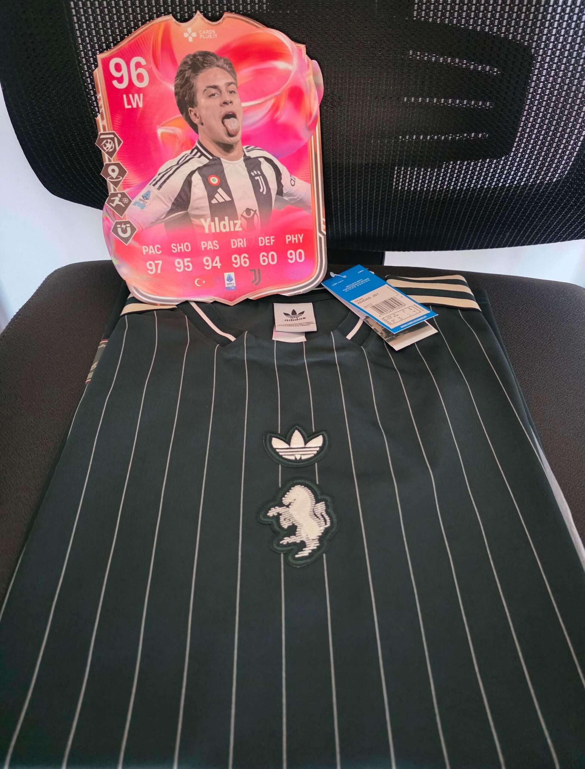 Carta Futties Yildiz e maglia Juventus